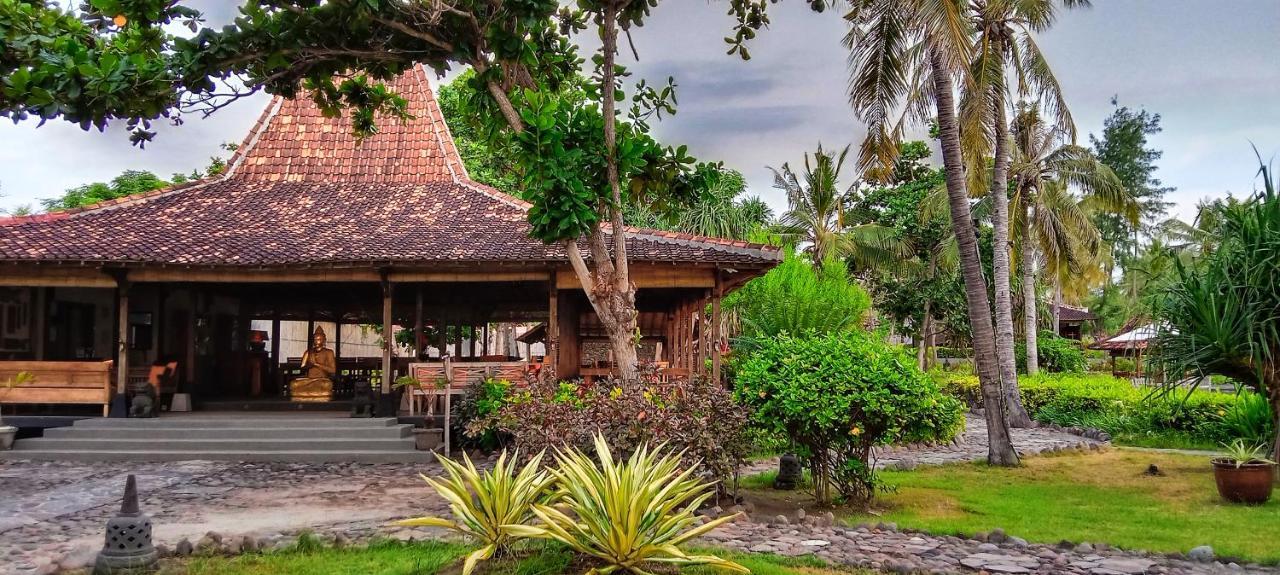 Desa Dunia Beda Resort Gili Trawangan Buitenkant foto