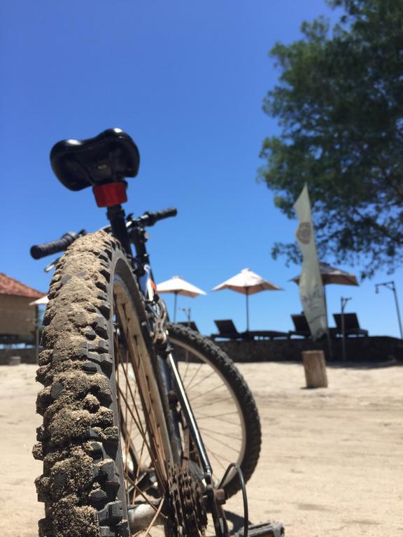 Desa Dunia Beda Resort Gili Trawangan Buitenkant foto