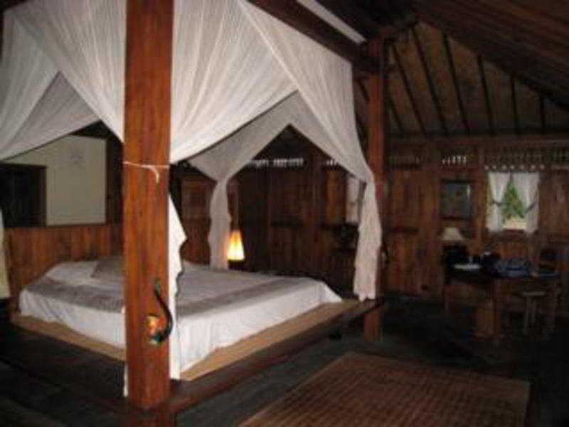 Desa Dunia Beda Resort Gili Trawangan Buitenkant foto