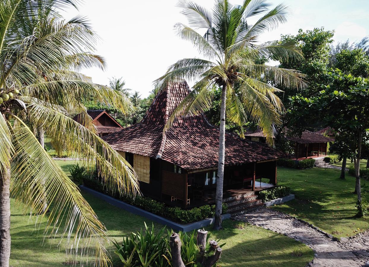Desa Dunia Beda Resort Gili Trawangan Buitenkant foto