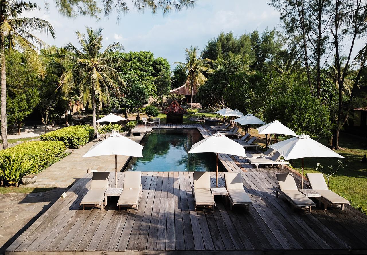 Desa Dunia Beda Resort Gili Trawangan Buitenkant foto