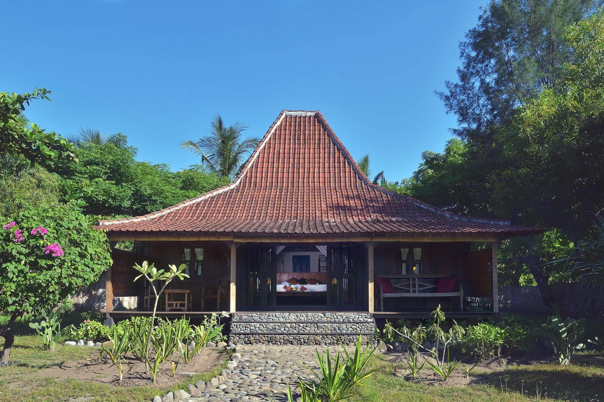 Desa Dunia Beda Resort Gili Trawangan Buitenkant foto
