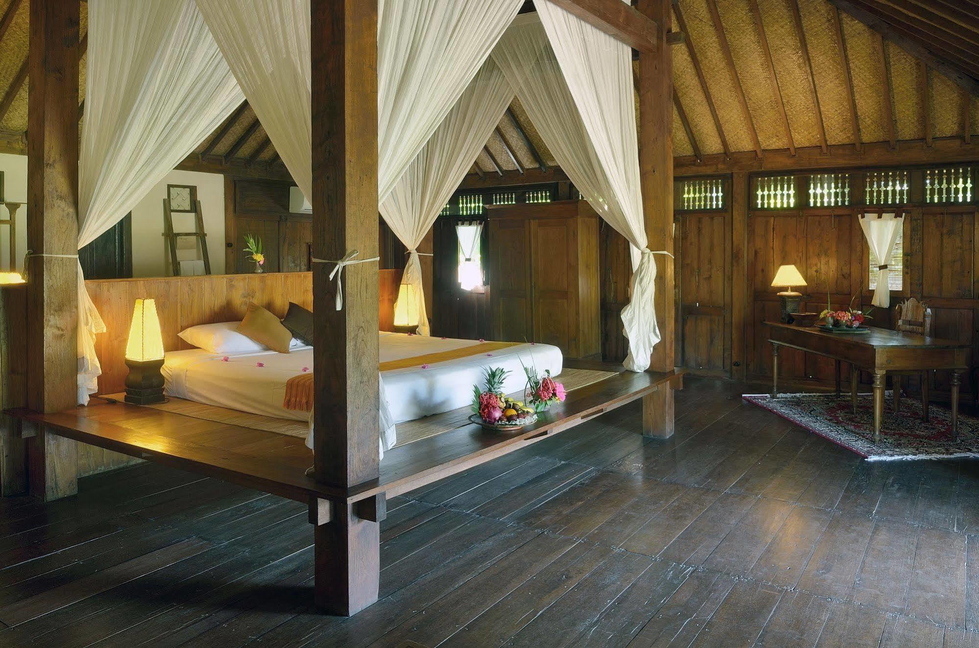 Desa Dunia Beda Resort Gili Trawangan Buitenkant foto